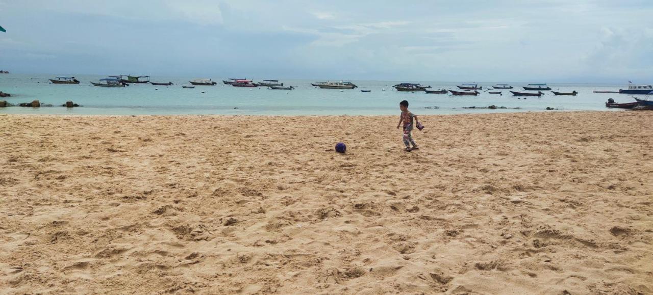 Perhentian Hazipah Hotell Kampong Pasir Hantu Exteriör bild