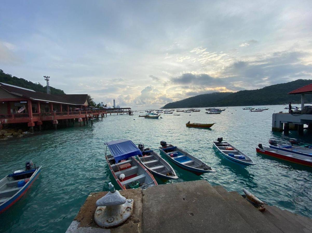 Perhentian Hazipah Hotell Kampong Pasir Hantu Exteriör bild